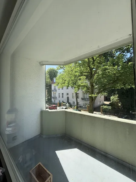 Balkonwohnung im Herzen von Westend — photo 1